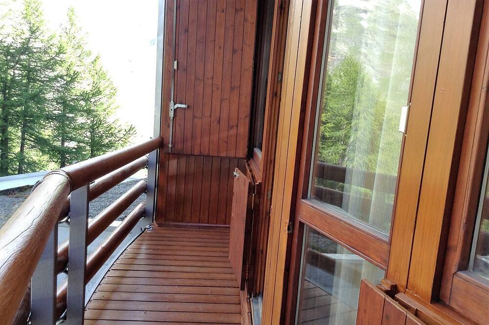 Ganze Wohnung, Warm and cozy studio apartment ideal for skiers in Cervinia Cielo Alto, Valtournenche