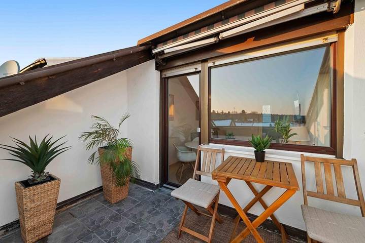 Ferienwohnung für 2 Personen, mit Balkon und Ausblick in Bad Liebenzell - 2