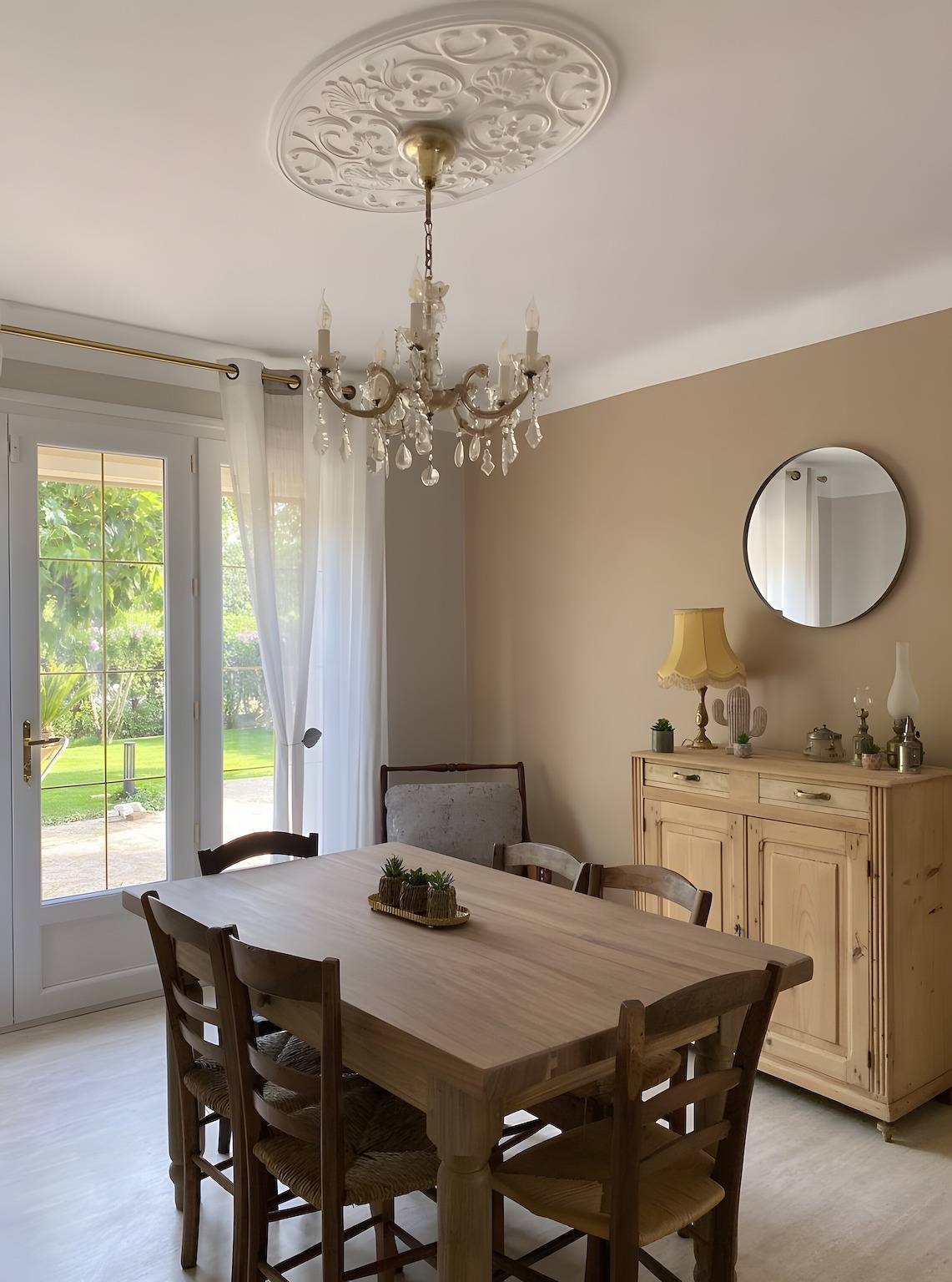 Mas la Péquélette – Refugio luminoso y tranquilo con piscina en Provenza in Pernes-les-Fontaines, Vaucluse