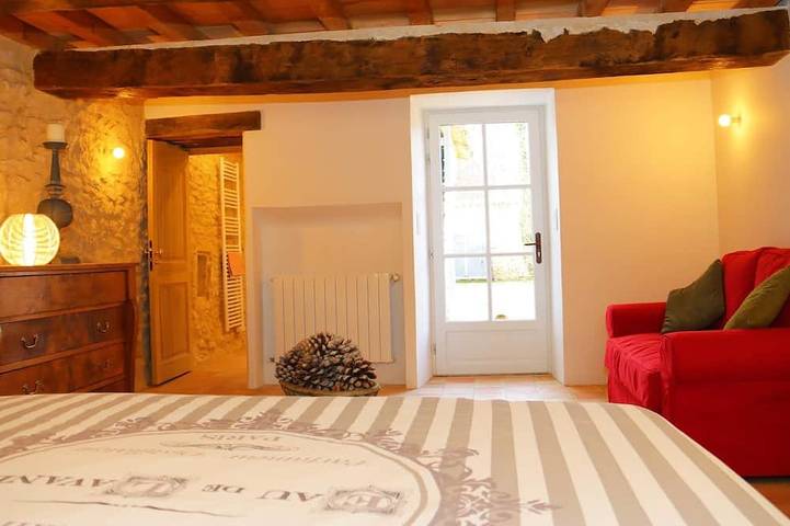 Location de vacances pour 15 personnes, avec jardin à Banon - 2