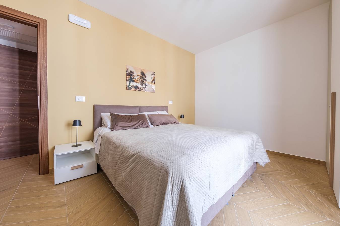 Ganze Wohnung, Apartment 'Grace Home 3' mit Balkon, Wlan und Klimaanlage in Milazzo, Messina Provinz