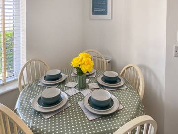 Holiday Rental for 5 People in Perranporth, Cornwall, Photo 4