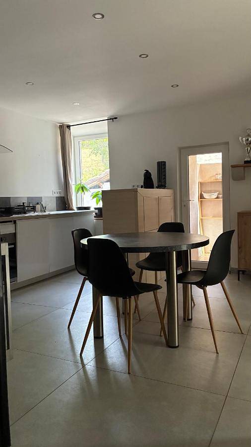 Location de vacances pour 4 personnes, avec Balcon et Terrasse ainsi que Jardin et Vue à Menglon - 4