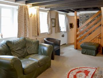 Log Cabin for 4 People in Devon, South West England, Photo 2