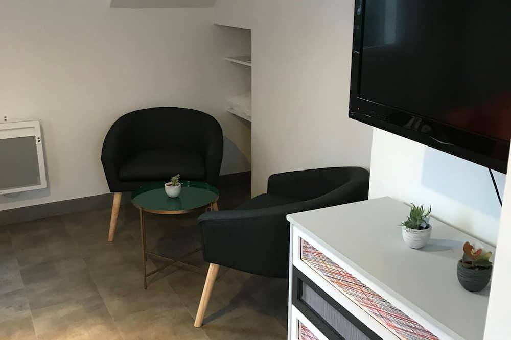 Ganze Wohnung, Großes Studio in einem städtischen Landhaus - Kostenlose und einfache Einrichtung in Rennes, Rennes und Umgebung