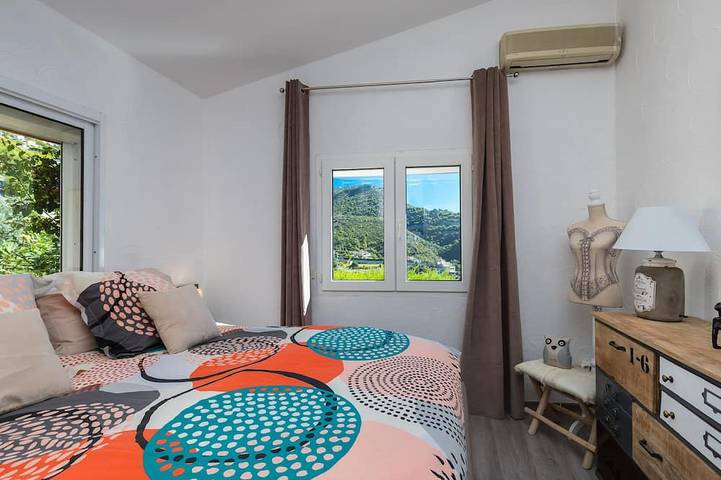 Schönes, entspannendes Haus mit Blick auf das Mittelmeer, nur wenige Minuten von Monaco entfernt in Èze, Mittelmeerküste (Frankreich)