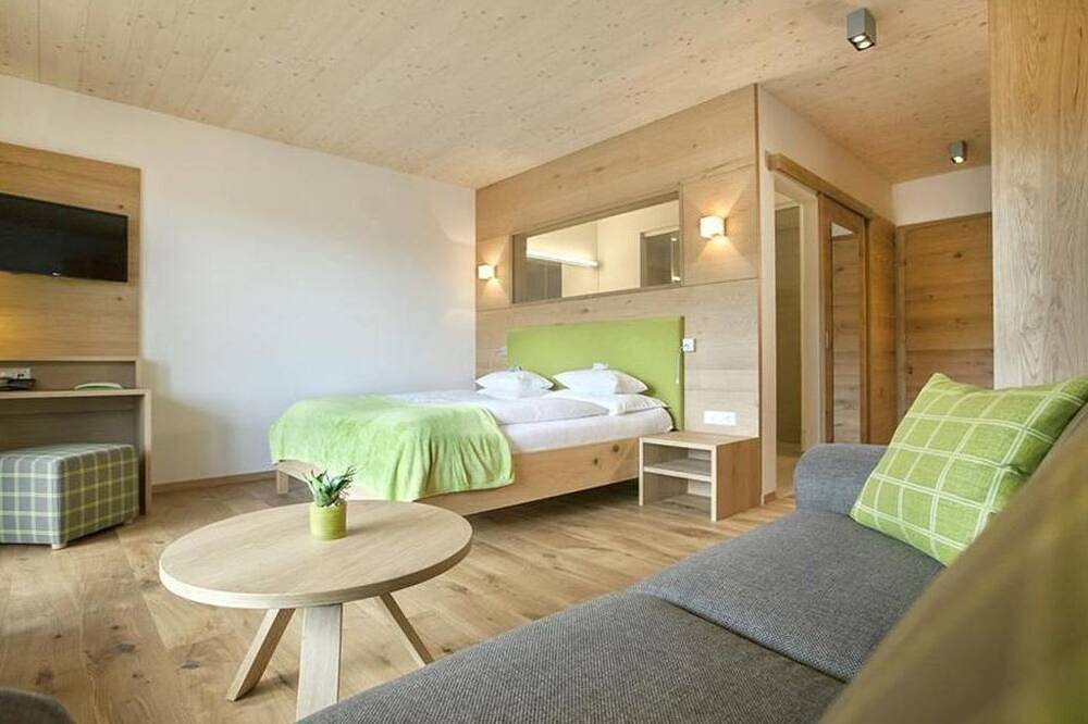 Naturpark-Zimmer ab 3 Nächte inkl. Frühstück - Naturhotel Bauernhofer in Gemeinde Naintsch, Steirerland