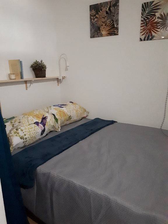 Studio entier, Studio centre ville, coin nuit, neuf in Balaruc-les-Bains, Côte d'Améthyste
