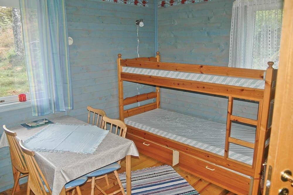 Schönes Haus in Bullaren mit Küche in Bullarebygden