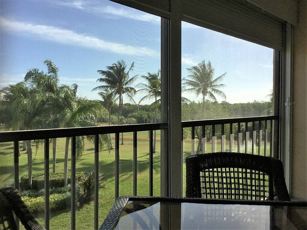 Ganze Wohnung, Tropical Jupiter Bay Garden View in der Nähe von Carlin Park Beach, Geschäften, Restaurants & Fun in Jupiter, Palm Beach County