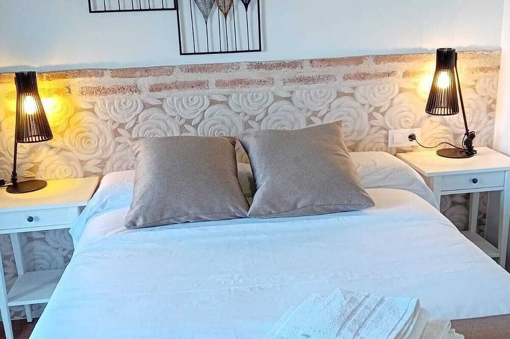 Casa Rural Tolanca. A un paso de Toledo y Puy du Fou in Sonseca, Provincia de Toledo