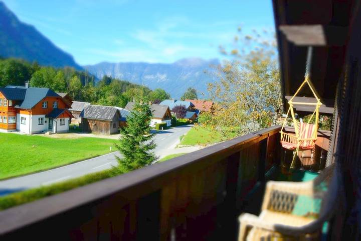 Ferienwohnung für 10 Personen, mit Balkon und Terrasse sowie Garten und Ausblick