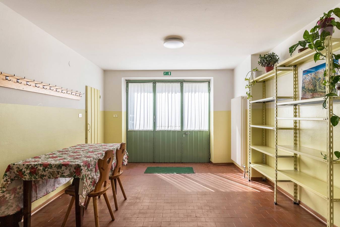 Casa vacanze "Casa Vacanza Zambotti" con vista sulle montagne e giardino privato in Fraviano, Vermiglio