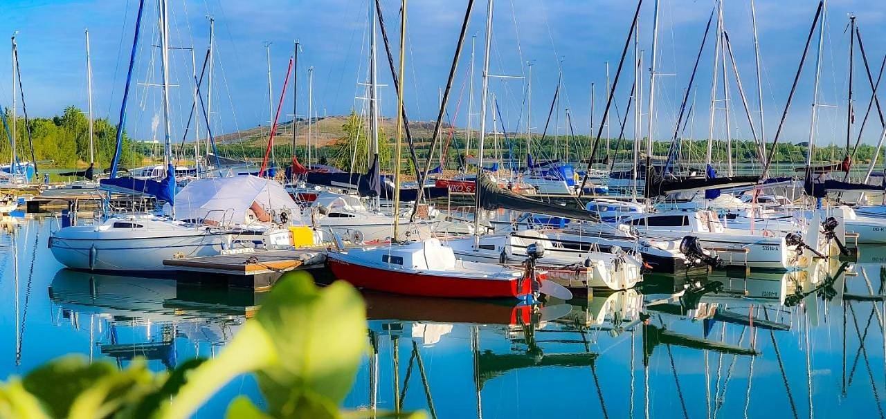 Resort für 2 Personen mit Terrasse in Badestelle Lagovida, Großpösna