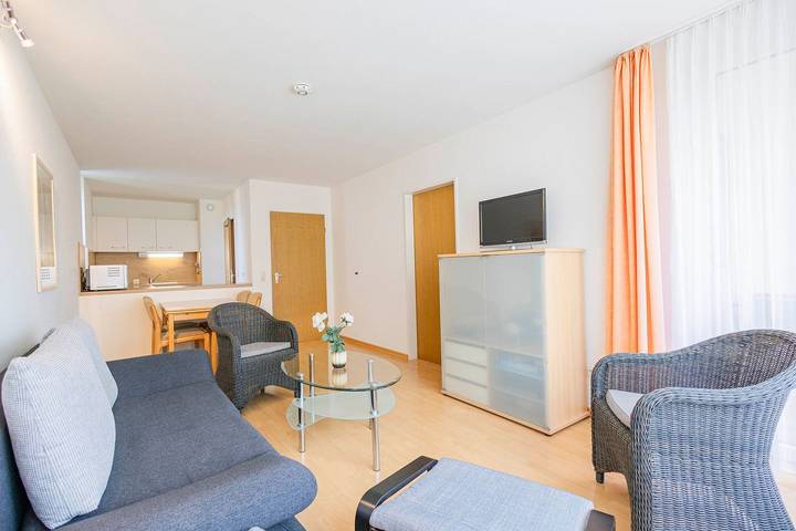 Ganze Wohnung, 2-Zimmer-Apartment (Typ 3) in Immenstaad am Bodensee, Region Bodensee-Oberschwaben