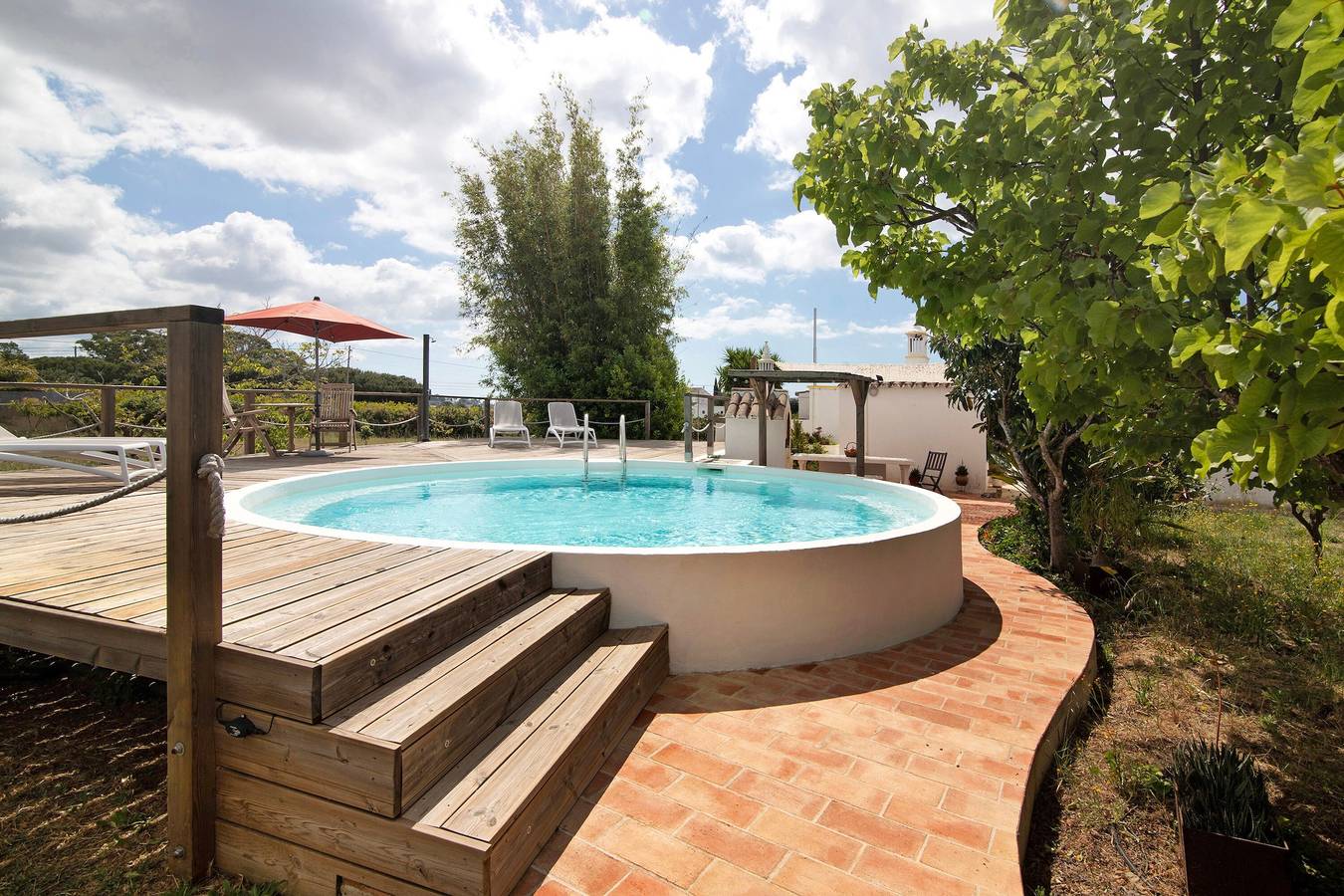 Apartamento inteiro, Apartamento 'Casa Do Livramento Avós' com Piscina Partilhada, Wi-Fi e Ar Condicionado in Luz de Tavira, Ria Formosa