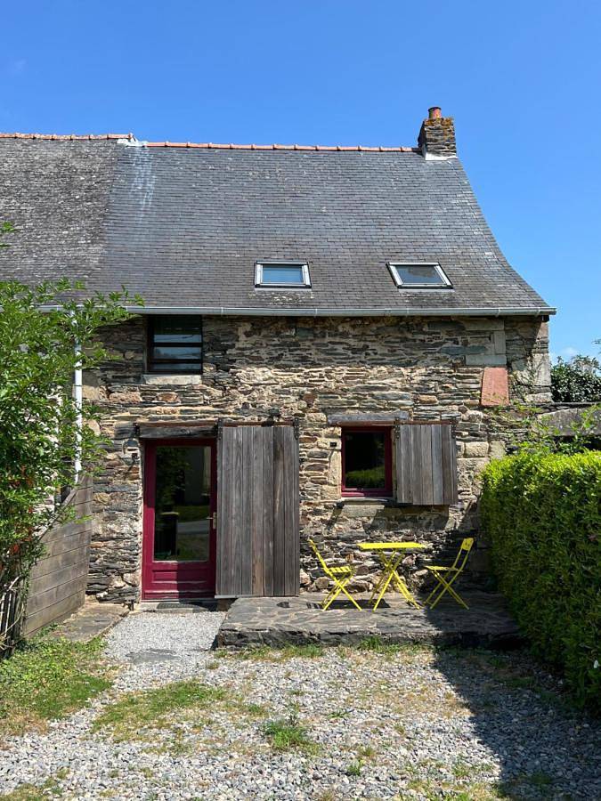 Location de vacances pour 7 personnes, avec jardin, animaux acceptés à Sainte-Marie (Ille-et-Vilaine)