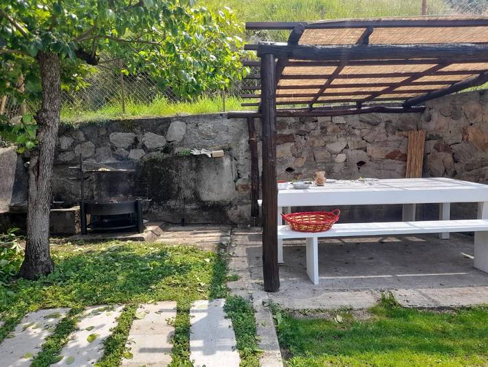 Dom dla 4 osób, z widok na jezioro i ogród oraz balkon, zwierzęta dozwolone w Jeziora Północnych Włoch
