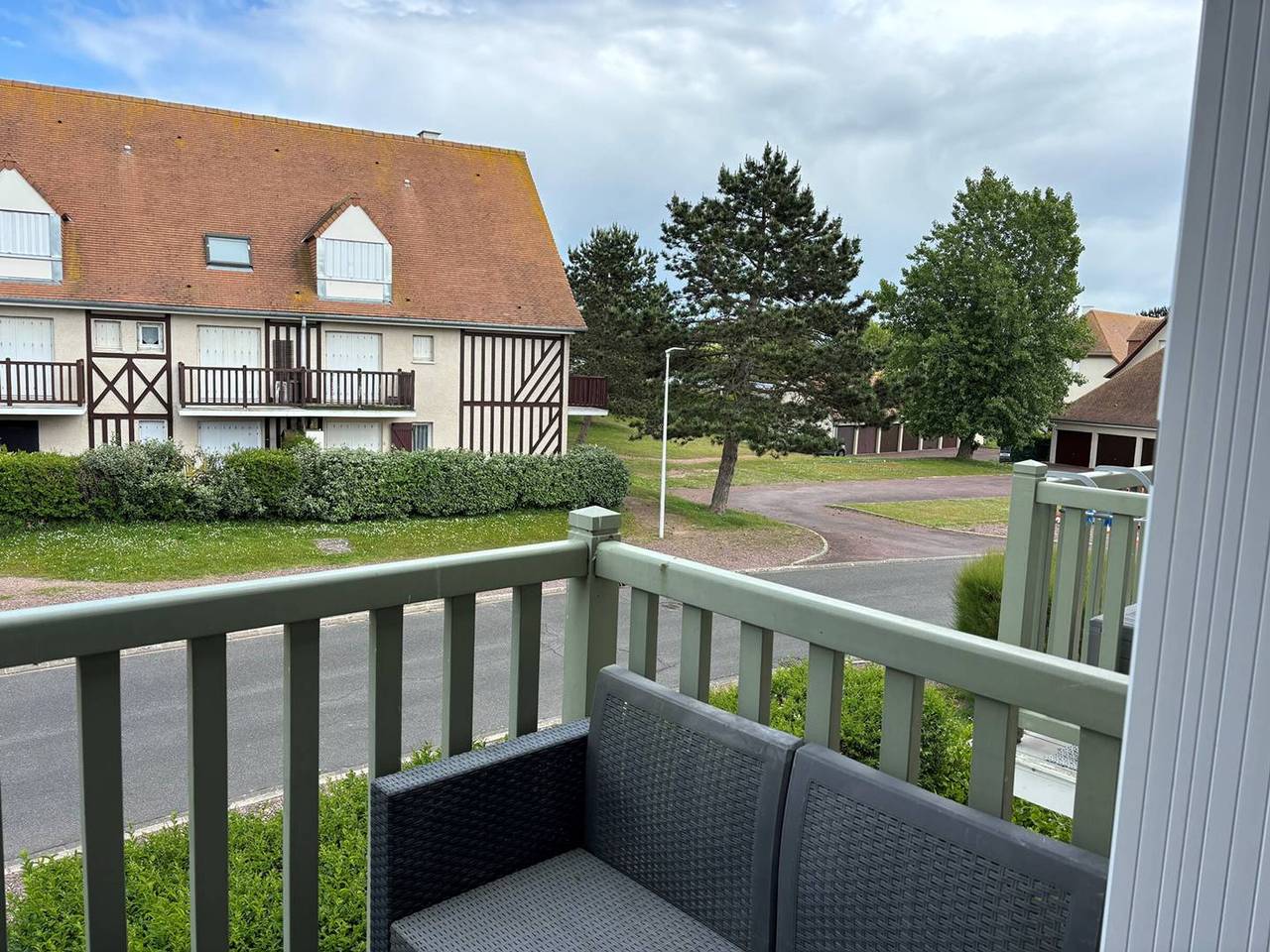 Apartamento entero, Apartamento con balcón y acceso directo a la playa, a 100 m del mar in Merville-Franceville-Plage, Región de Caen