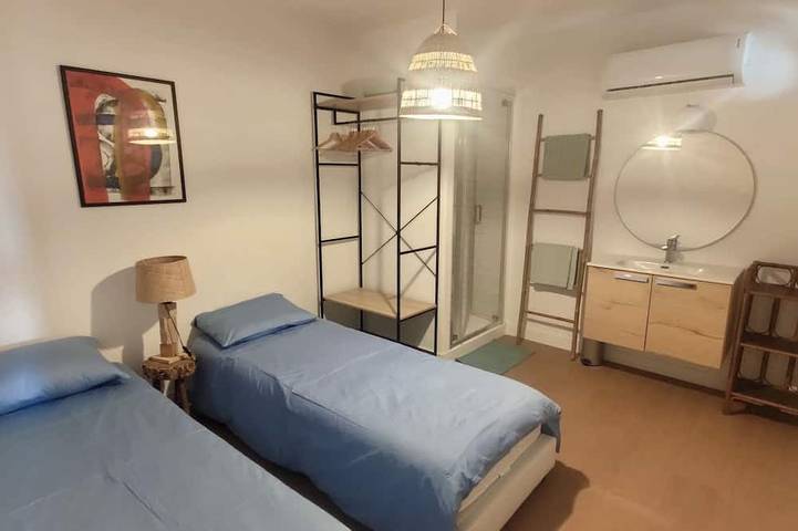 Gîte pour 4 personnes dans Plage des Estagnots - 3