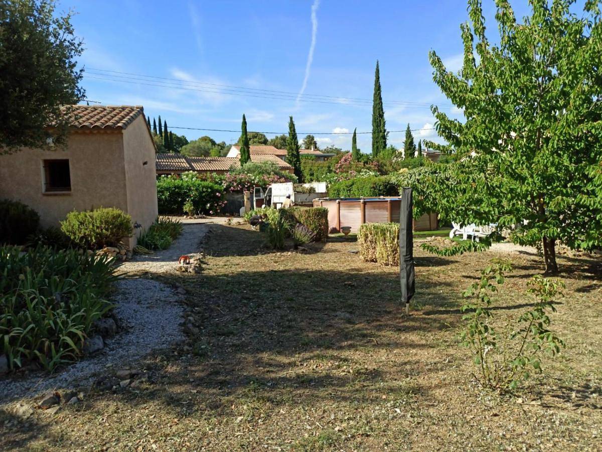 Three-Bedroom Villa in Montfort-sur-Argens, Région de Brignoles