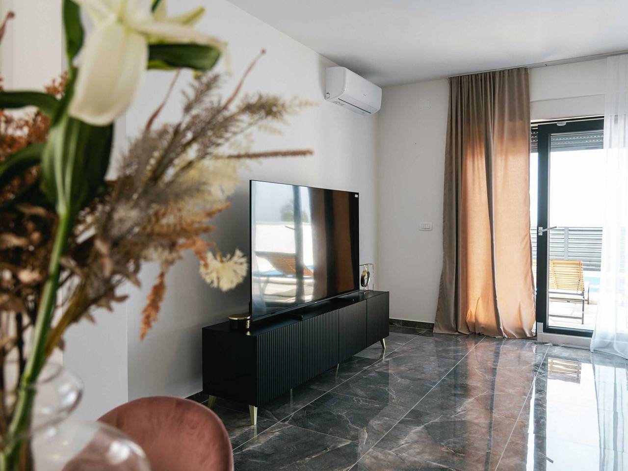 Villa La Ze - Three Bedroom Villa with Swimming Pool in Rogoznica, Šibenik-Knin