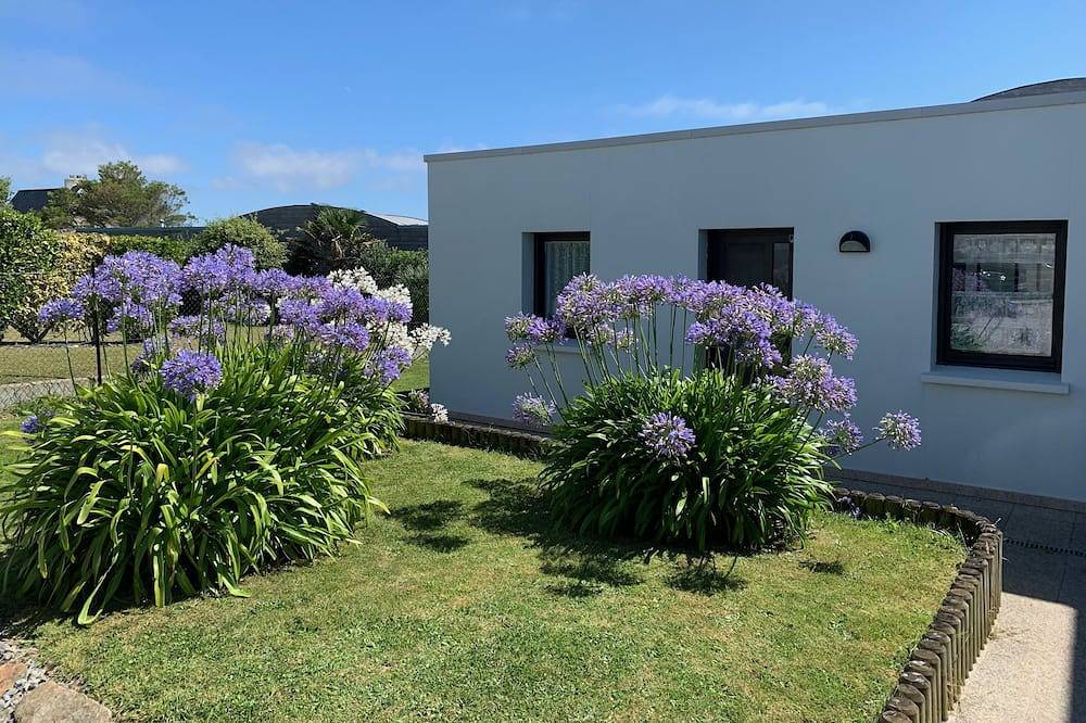 Appartement entier, Petit pied à terre pour des vacances au bord de la mer (nouveau) in Le Conquet, Région de Brest
