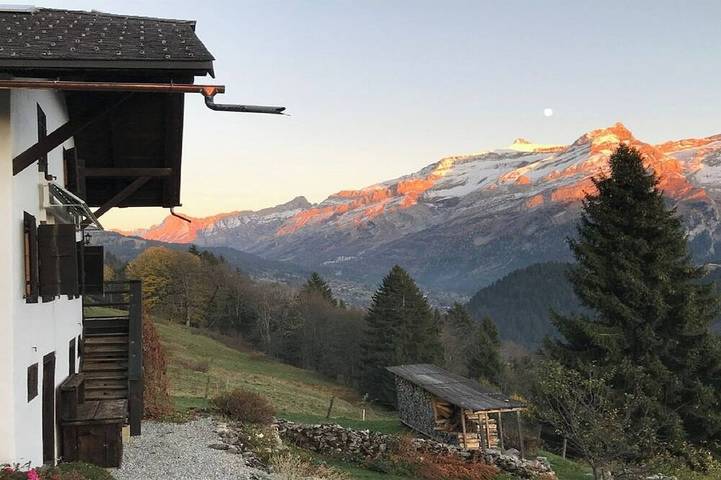 Chalet pour 14 personnes, avec jardin et piscine, animaux acceptés - 1
