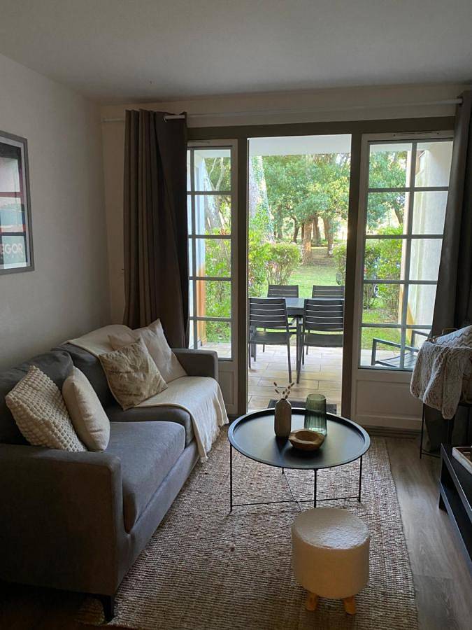 Gîte pour 4 personnes, avec jardin ainsi que bassin pour enfant et piscine dans Golf De Moliets Moliets Et Maa - 2