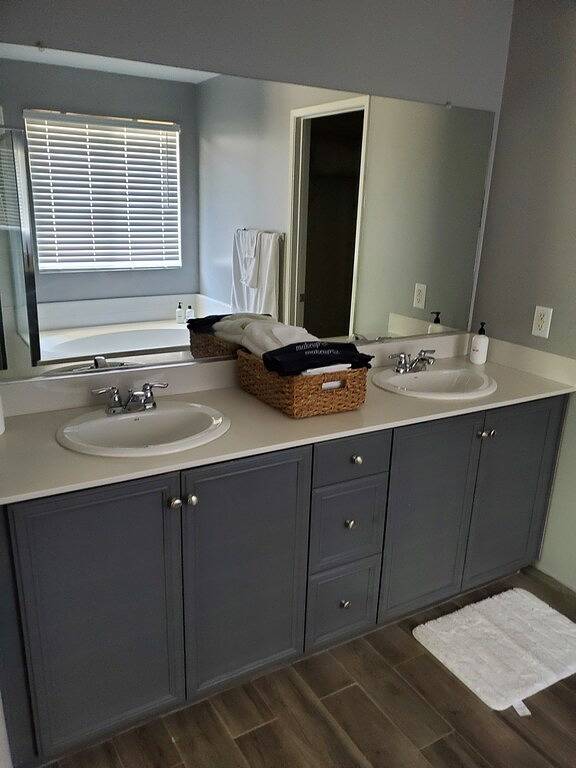 Peaceful Home - 7 minutes from empire polo club in Coachella, Coachella Valley