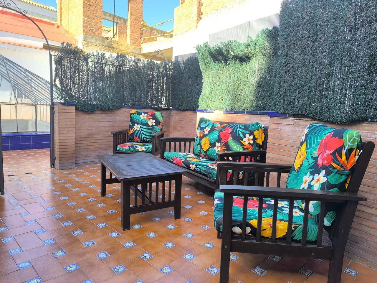 Entire apartment, Gavidia Center Premium Suites Apartment with Wi-Fi and Air Conditioning in Casco Antiguo, Sevilla