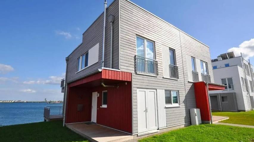 Villa für 4 Personen, mit Balkon und Sauna in Schleswig-Holstein