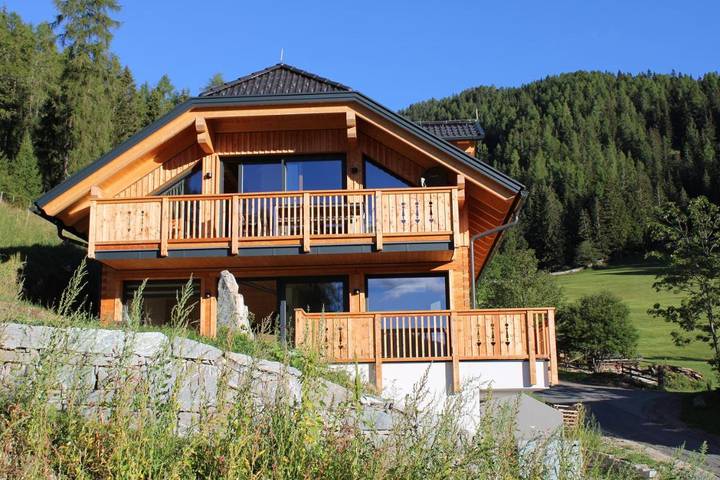 Lodge für 2 Personen, mit Terrasse und Whirlpool sowie Garten und Sauna