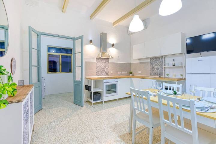 Holiday rental for 6 people, with Balcony and Terrace in Tas-Sliema
