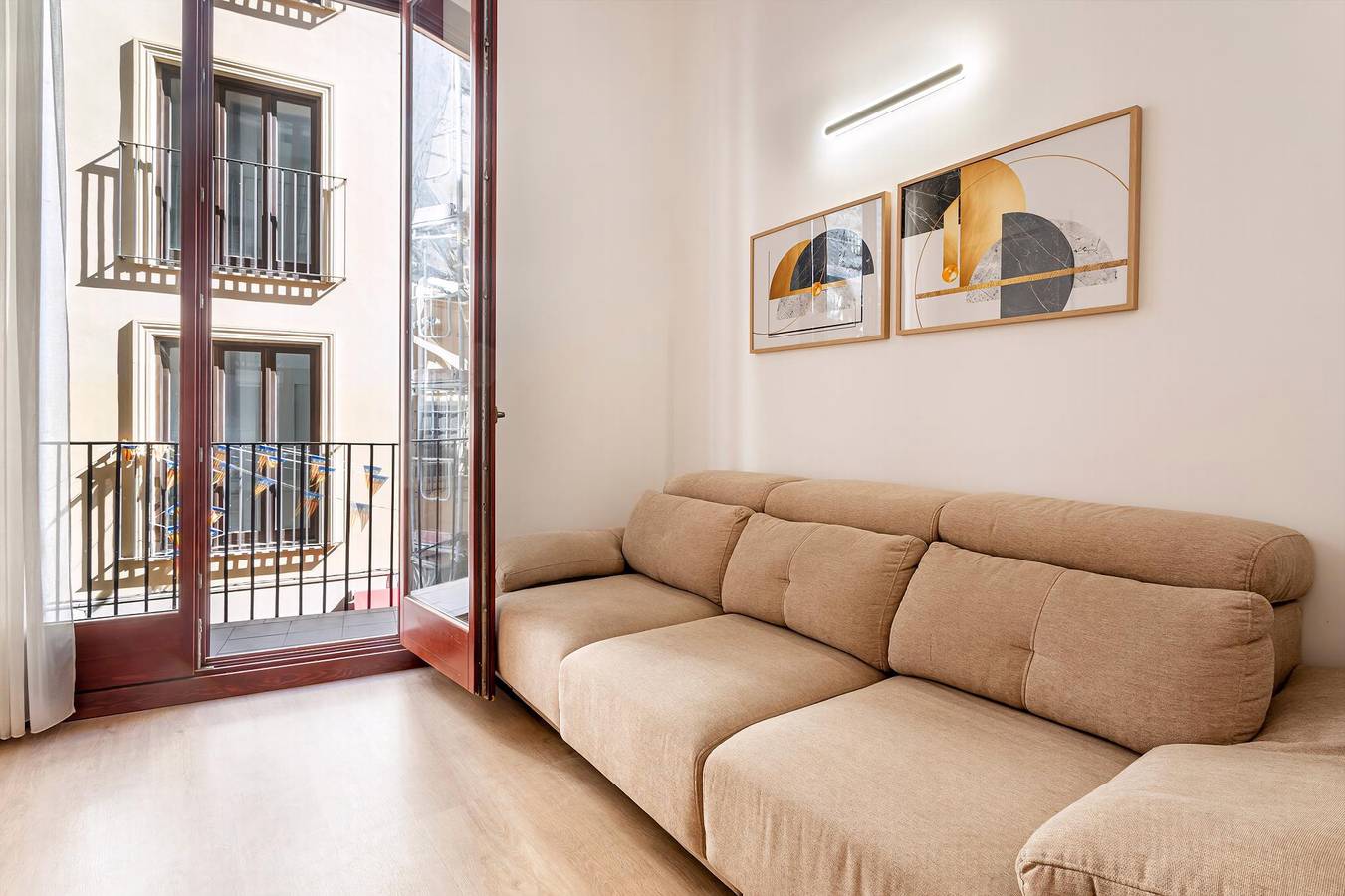 Apartamento entero, Guestready - Piso Luminoso Centro de Valencia in Valencia City Centre, Valencia