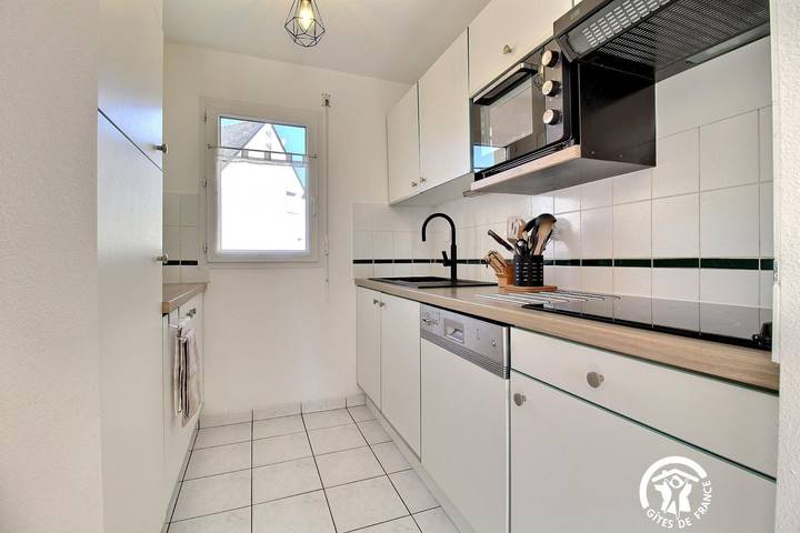 Gîte pour 6 personnes, avec jardin et terrasse dans Plage Saint-Jacques - 2