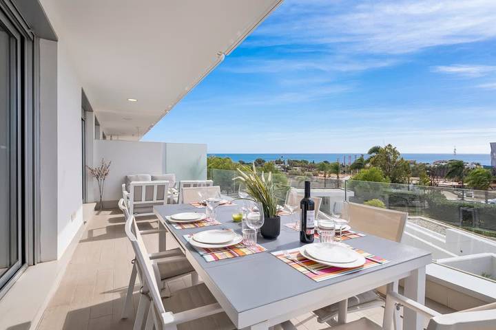 Apartamento entero, Apartamento de vacaciones para 6 personas con piscina in Cancelada (Estepona), Estepona