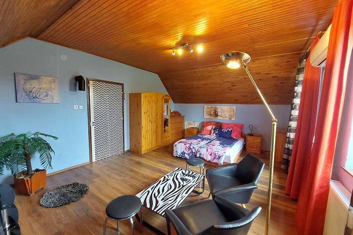 Ganze Wohnung, Ferienwohnung für 6 Personen mit Internet in Keszthely, Balaton Region