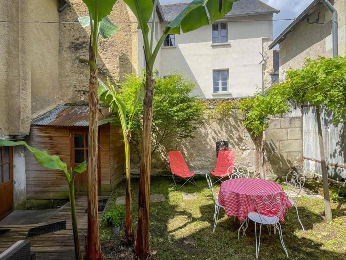 Gîte de caractère au cœur du village - Fr-1-381-667 in L'Île-Bouchard, Vallée de la Loire