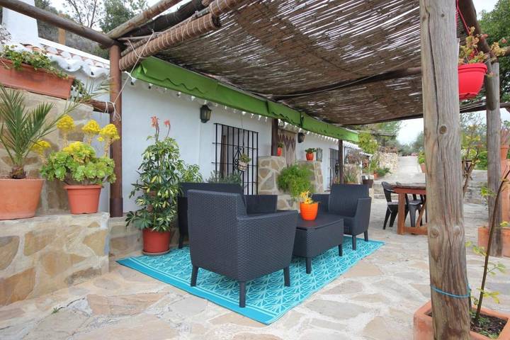 Chalet para 2 personas, con jacuzzi además de jardín y piscina en Provincia de Málaga - 3