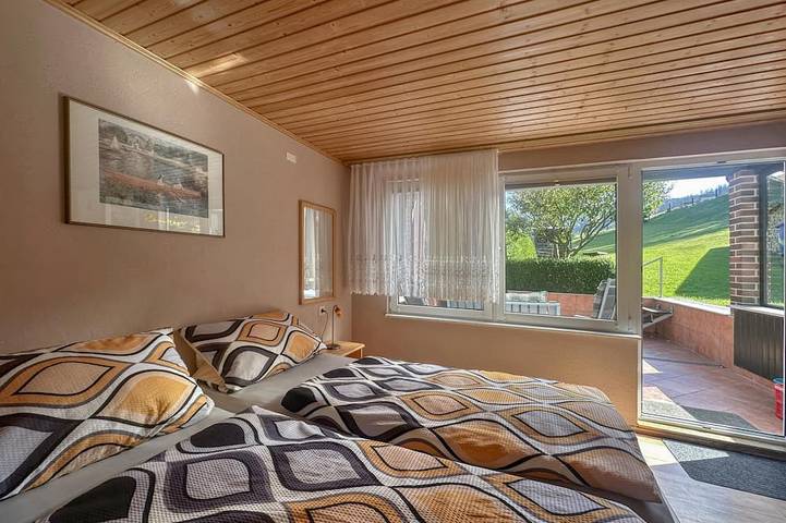 Ferienhaus für 2 Personen, mit Terrasse und Garten in Schleusegrund - 2