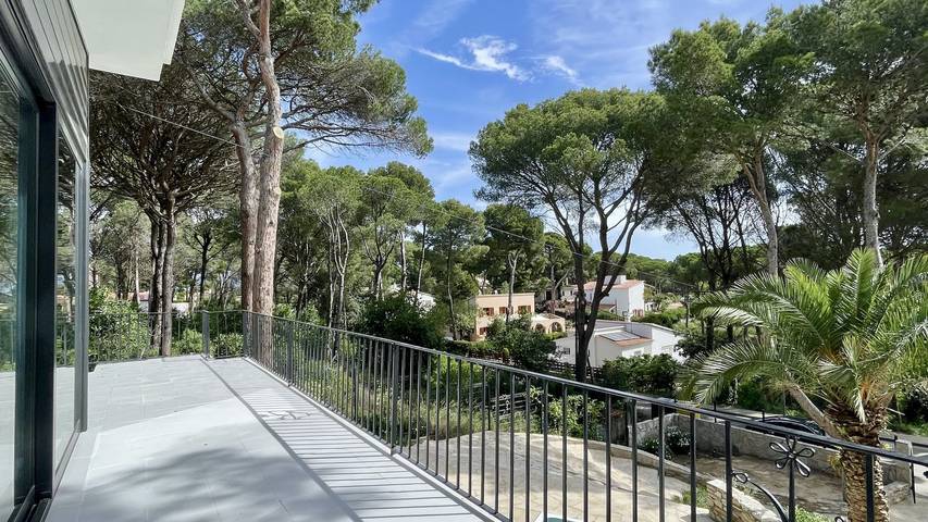 Casa rural para 14 personas, con Terraza y Jardín en Pals - 3