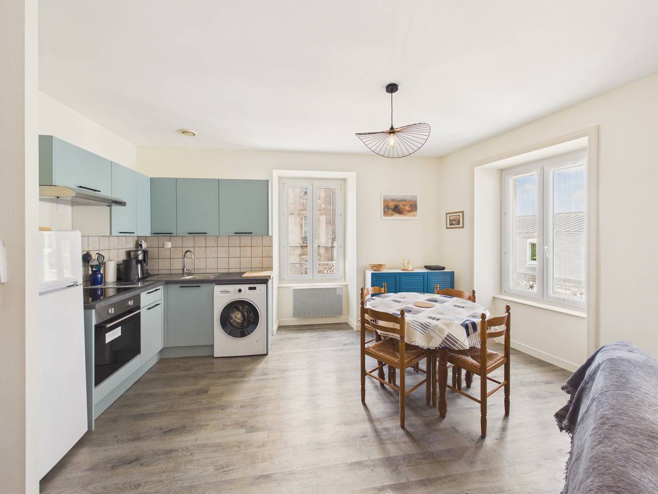 Ganze Wohnung, Charmant duplex pour 2 en plein centre ville in Pont-l'Abbé, Côte de Cornouaille
