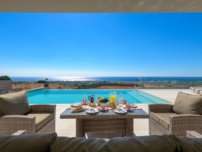 Ferienhaus für 8 Personen, mit Pool und Terrasse sowie Garten in Afantou - 3