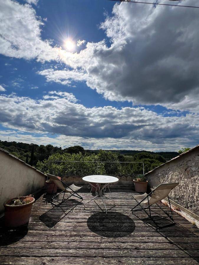 Gîte pour 4 personnes, avec terrasse et vue à Sanilhac-Sagriès - 3