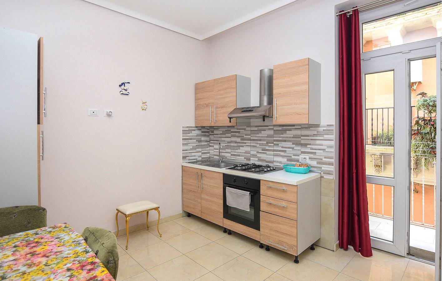 Apartamento vacacional entero, Acogedor apartamento cerca del centro de Ragusa con terraza y aparcamiento in Ragusa (Sicilia), Provincia de Ragusa