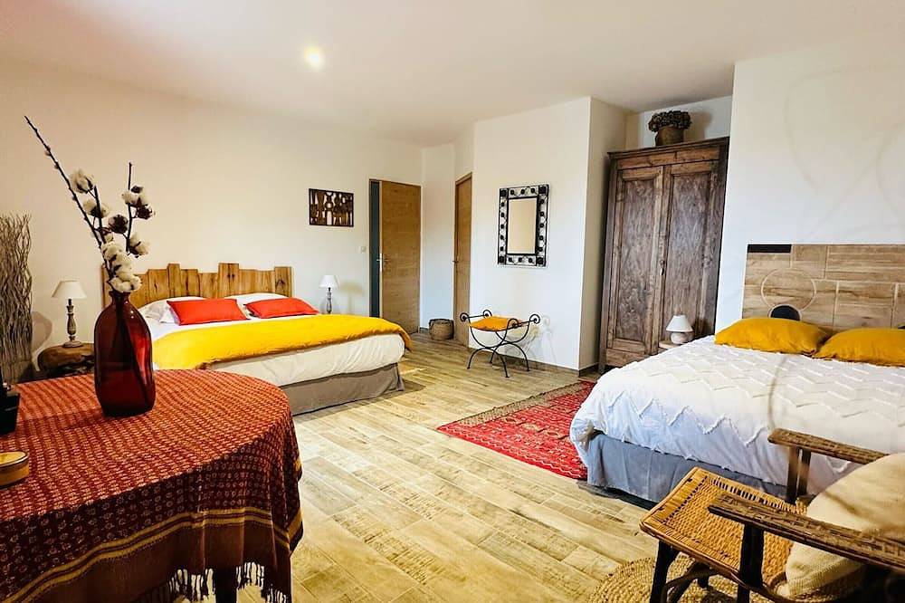 Chambre 4 pers avec piscine chauffée & Wifi in Faverolles, Vallée de la Loire