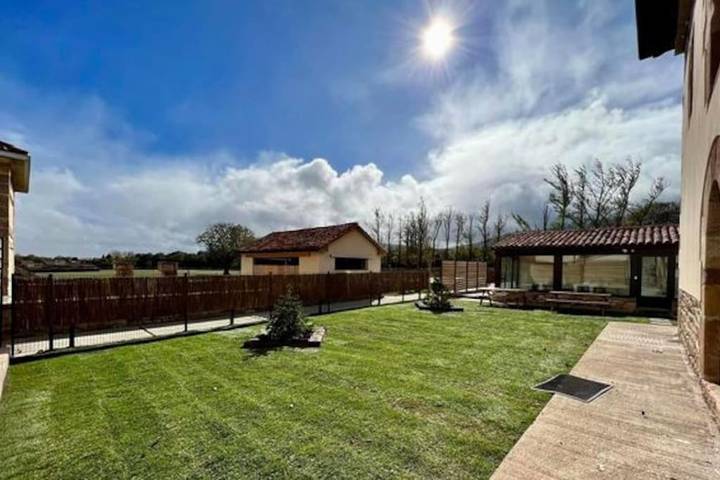 Casa rural para 4 personas, con jardín y vistas en Hermandad de Campoo de Suso - 4