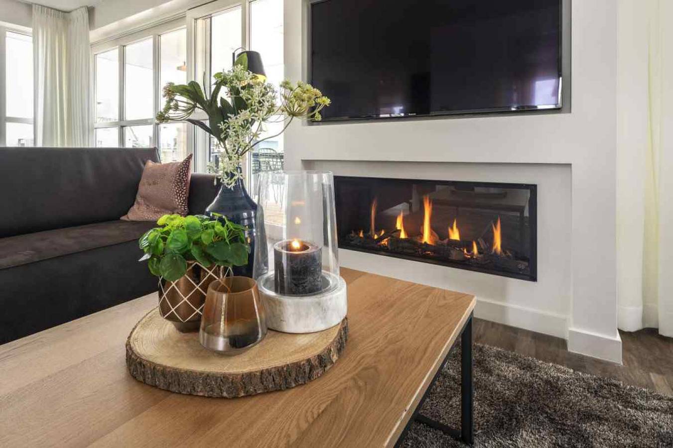 Luxusvilla für 8 Personen mit finnischer Sauna am Tjeukemeer in Friesland in Delfstrahuizen, Friesland