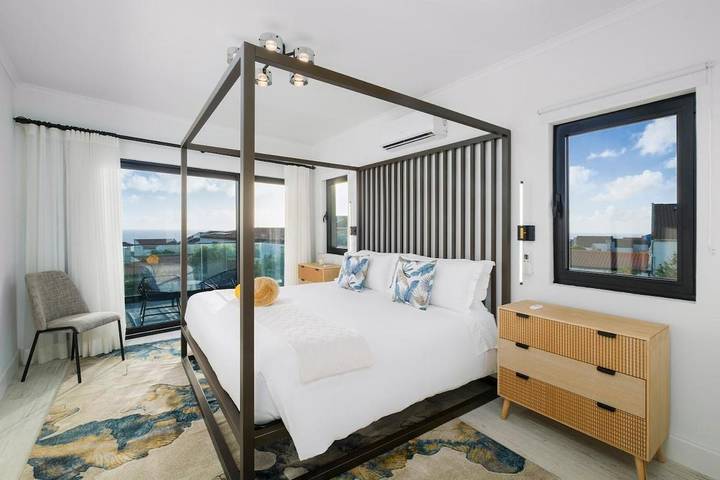 Casa rural para 14 personas, con Balcón y Jacuzzi además de Terraza y Jardín en Ponta Delgada - 2